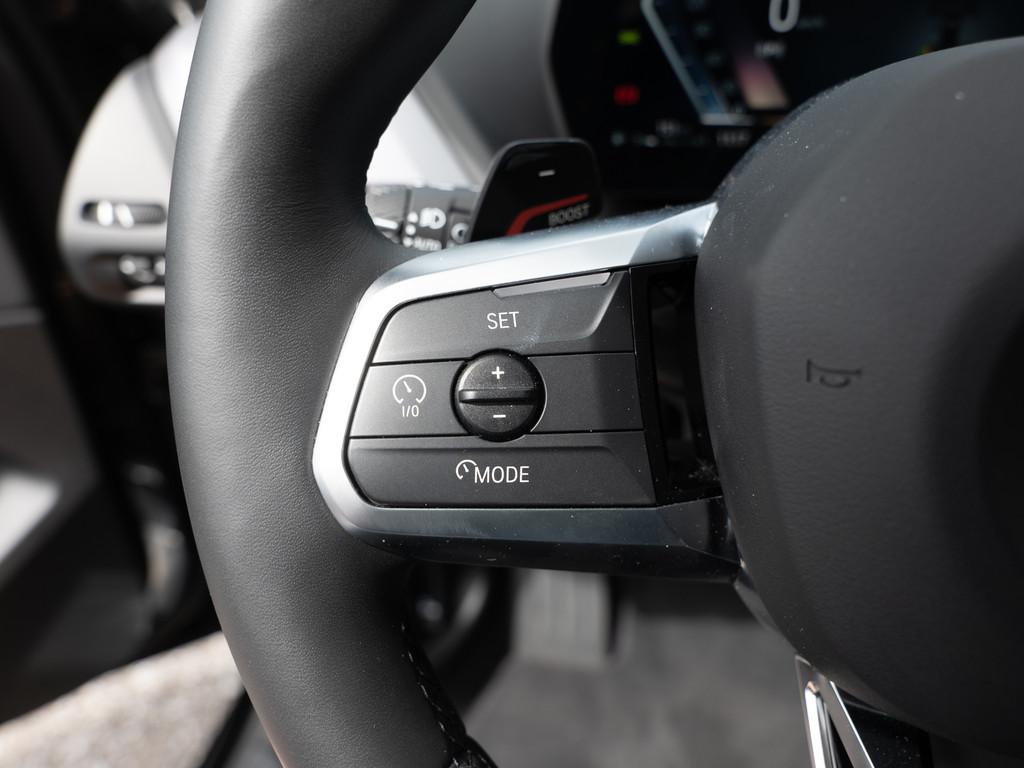 BMW 1 Series M-Sport PANO LED ACC NAVI KAMERA SHZ PDC, миниатюра 20
