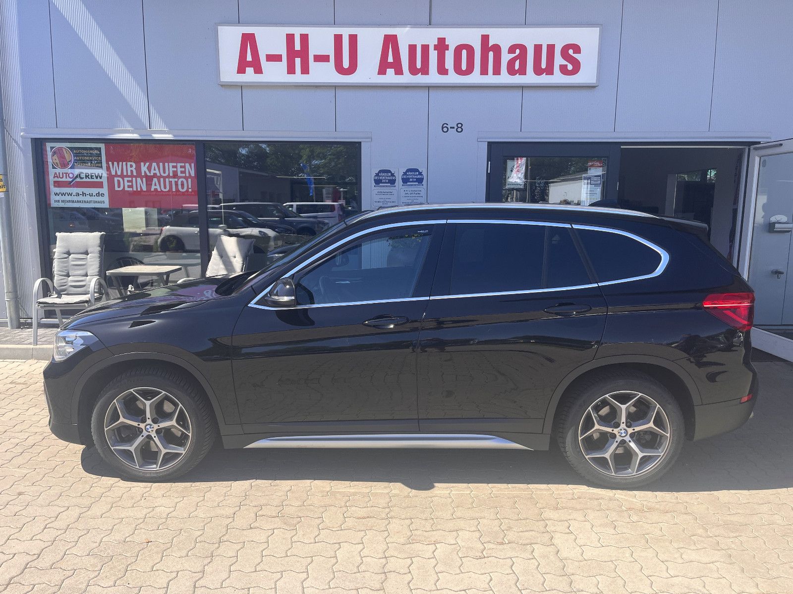Fahrzeugabbildung BMW X1 xDrive25i Sport Line Steptronic