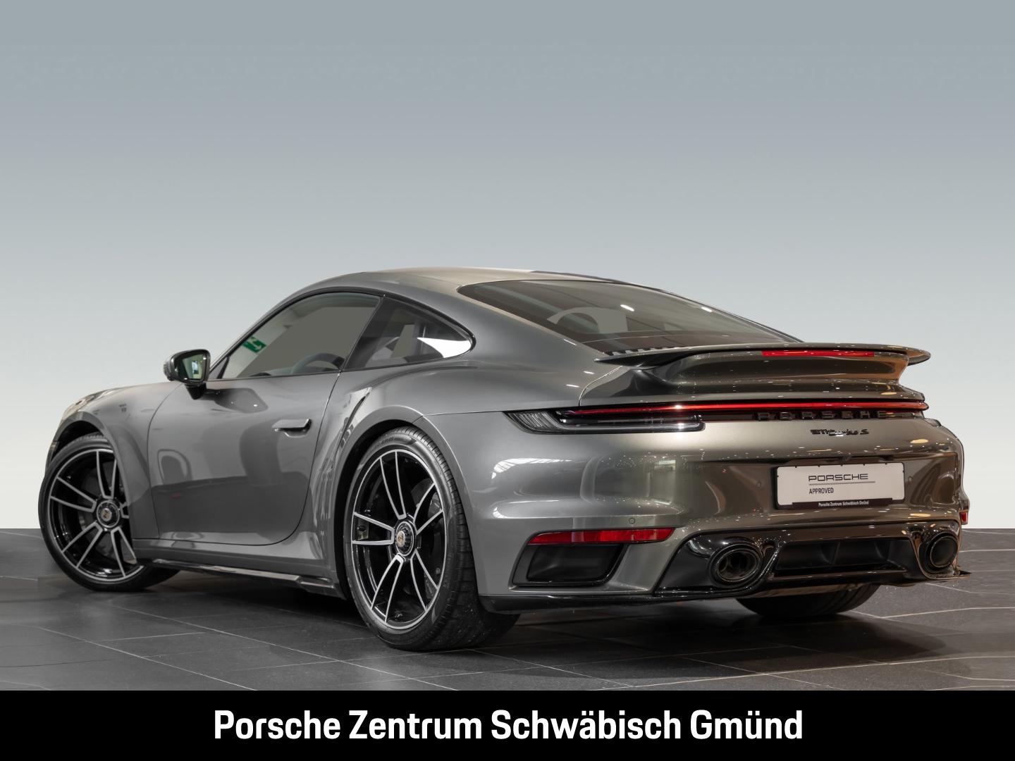 Porsche 992 911 Turbo S Sportabgas Sportfahrwerk PCCB
