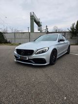 Mercedes-Benz C 63 AMG Mercedes-AMG C 63 S Mercedes-AMG S - Mercedes-Benz C 63 AMG in Stuttgart