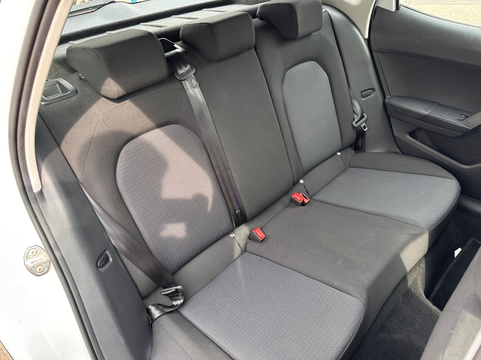 Fahrzeugabbildung SEAT Arona Style 1.0 TSI DSG LED/APP/PDC/GRA