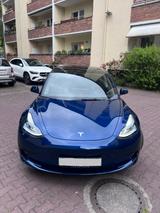 Tesla Model 3 Hinterradantrieb RWD Garagenwagen - Tesla Model 3 in Berlin