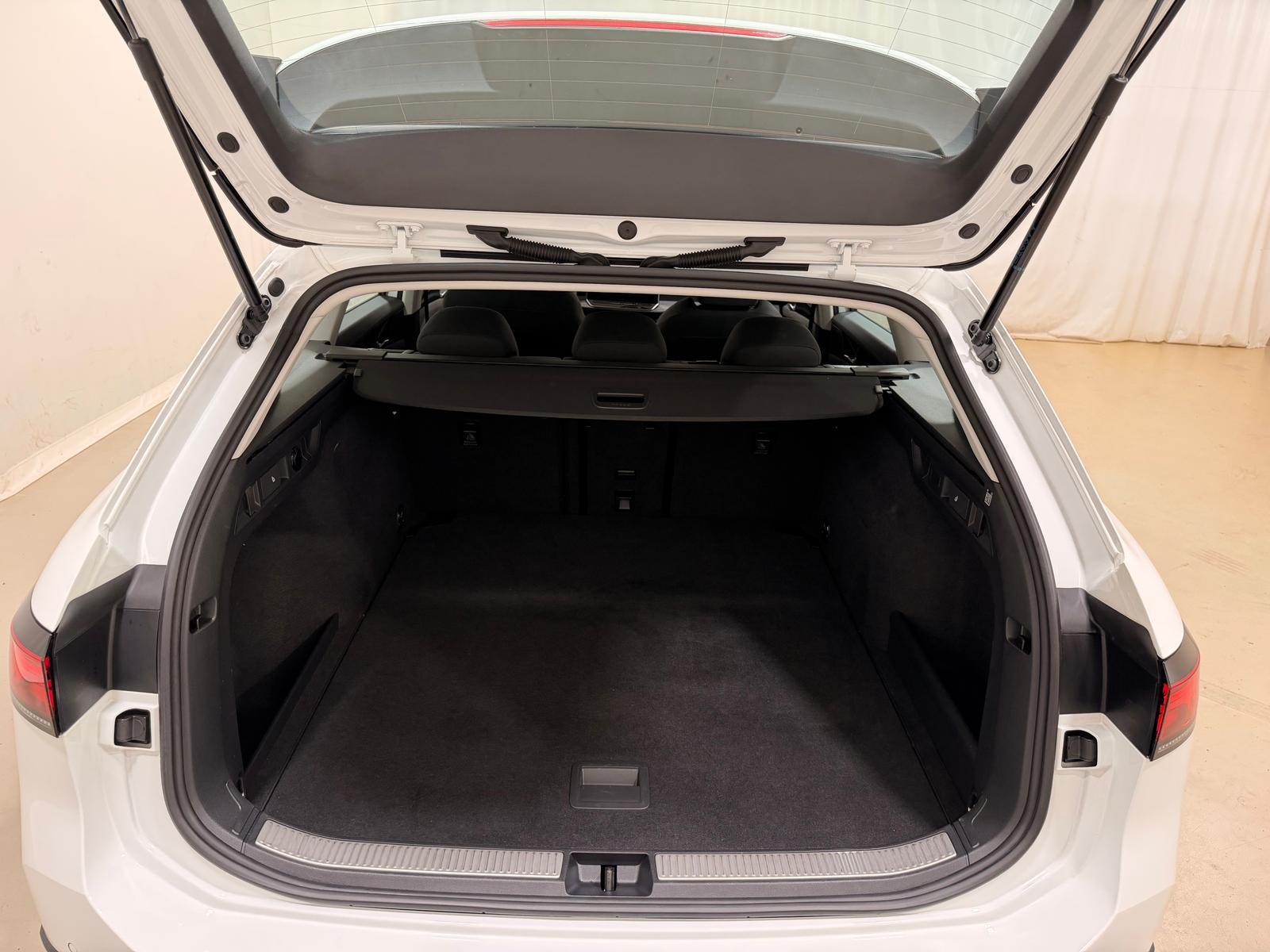 Volkswagen Passat 1.5 eTSI DSG ACC LED Navi Winter, миниатюра 13