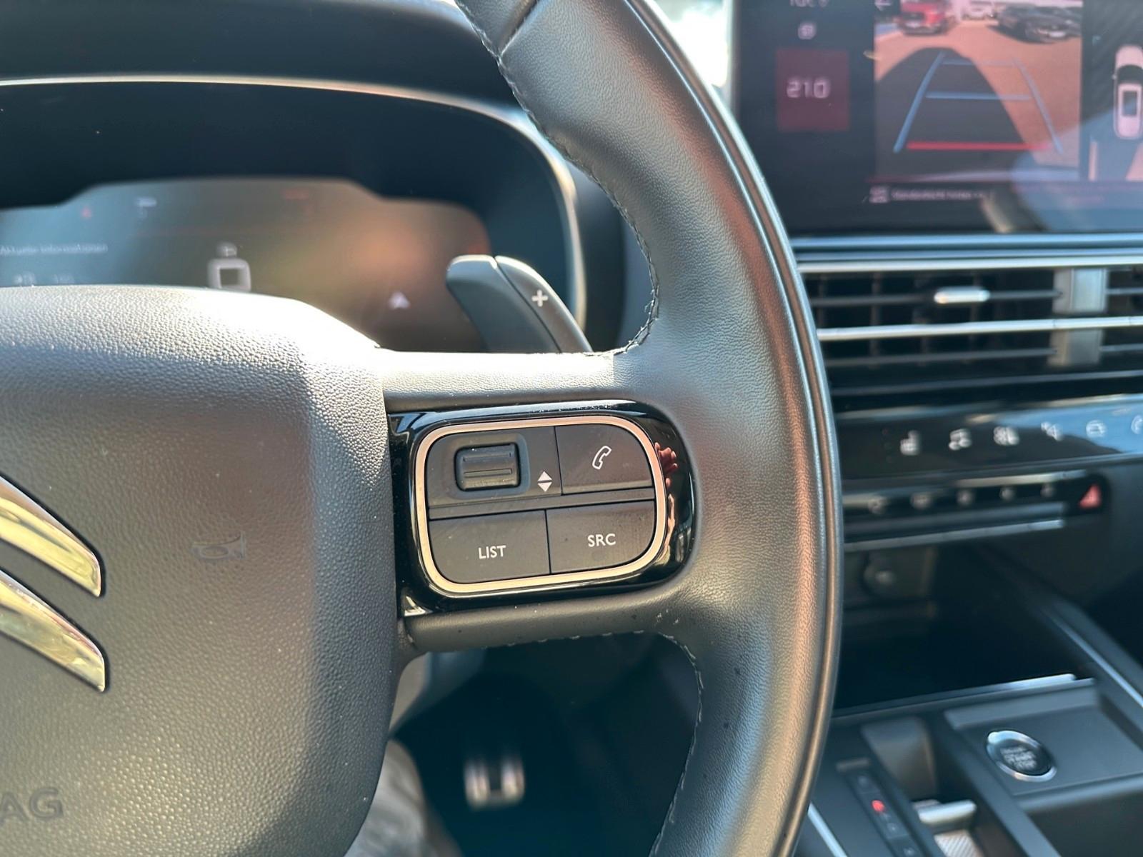 Citroën C5 Aircross Shine Pack mit AHK, Panorama, Sitzhg