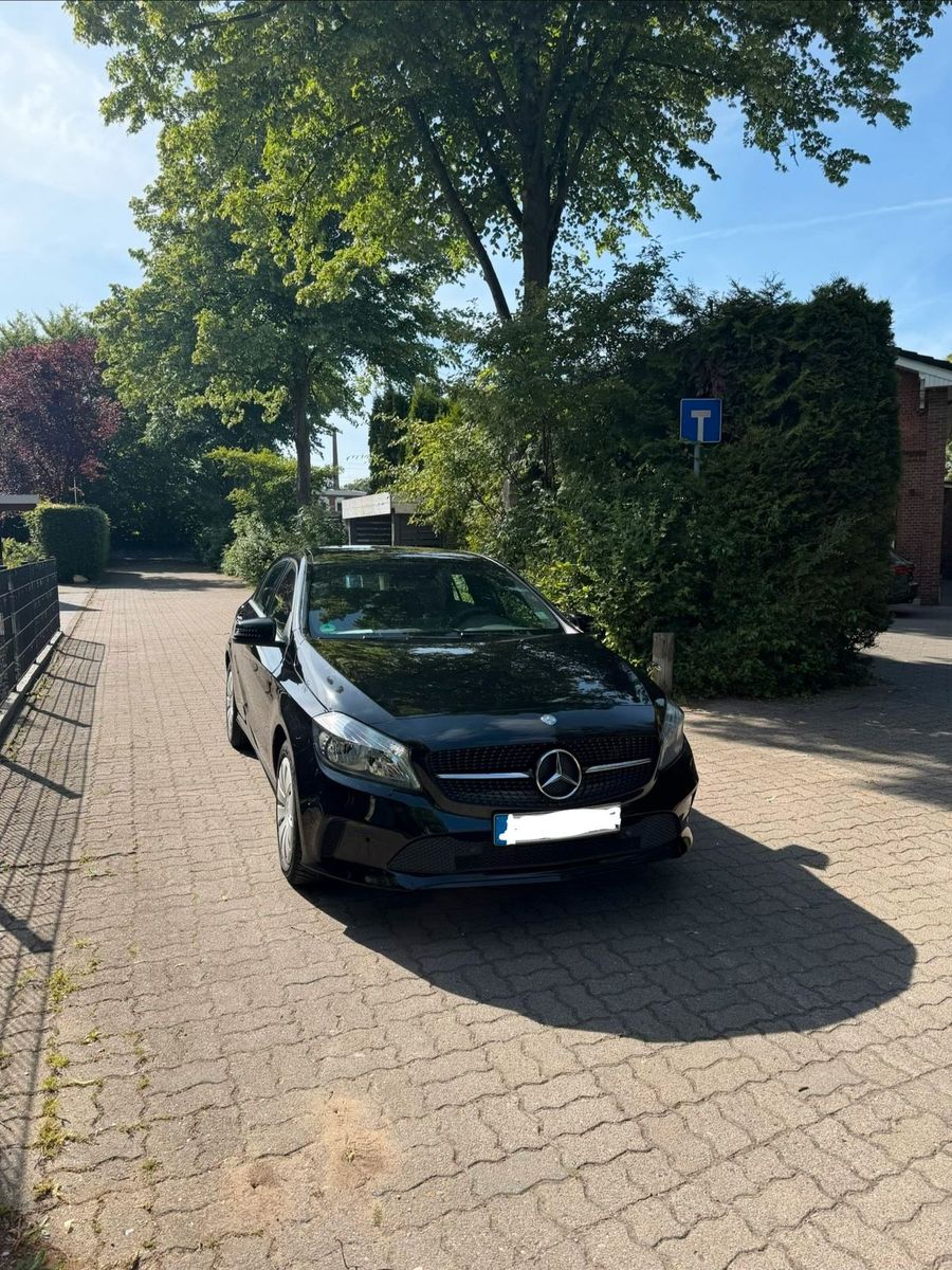 MERCEDES-BENZ Mercedes-Benz A 200 d  CDI automatik (136 PS)