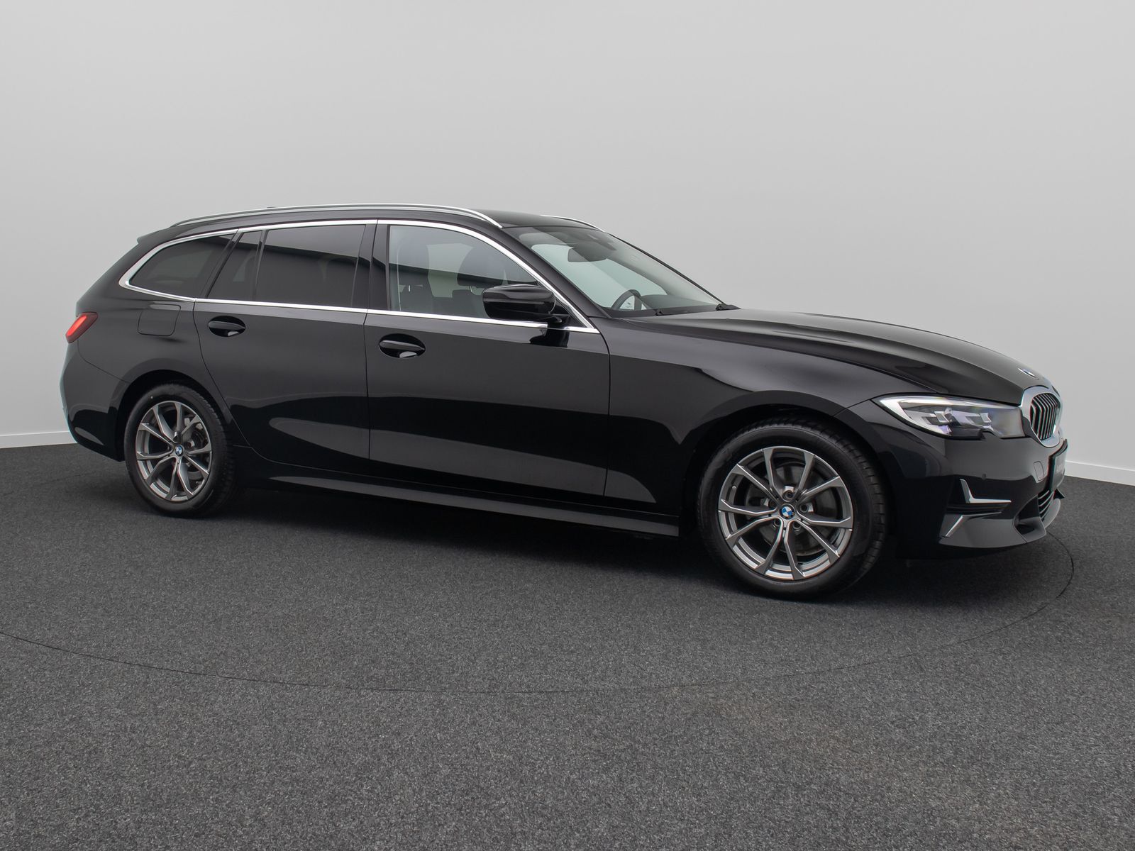 Fahrzeugabbildung BMW 320d Luxury Line DAB Leder Komfort HiFi Sport