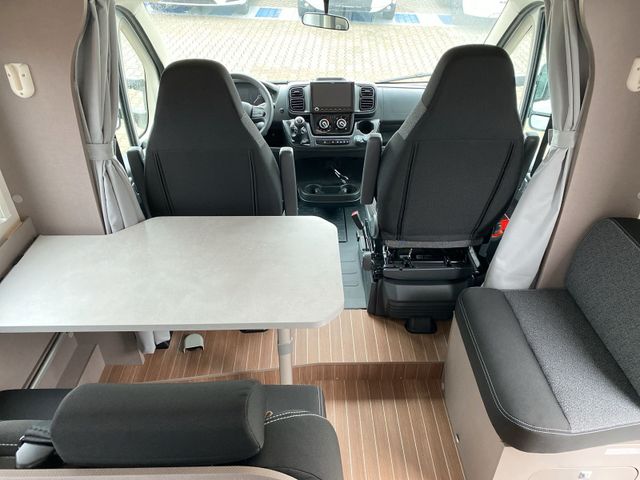 Etrusco T6.9 SB Hubbett Markise Multimedia