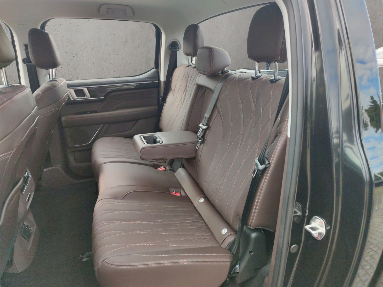 Fahrzeugabbildung Foton Foton 4 Pickup - Flagship 2.0D MHEV 4x4