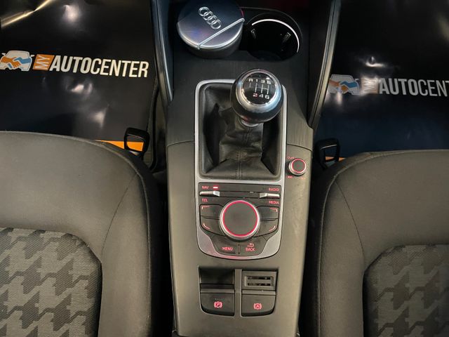 Audi A3 Sportback attraction ultra*2. Hand*Navi*Xenon