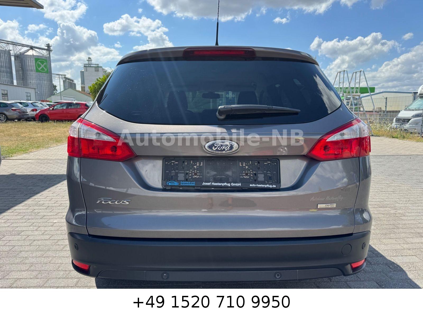 Ford Focus 2012 — engine 998 cm³, 125 HP (92kW)