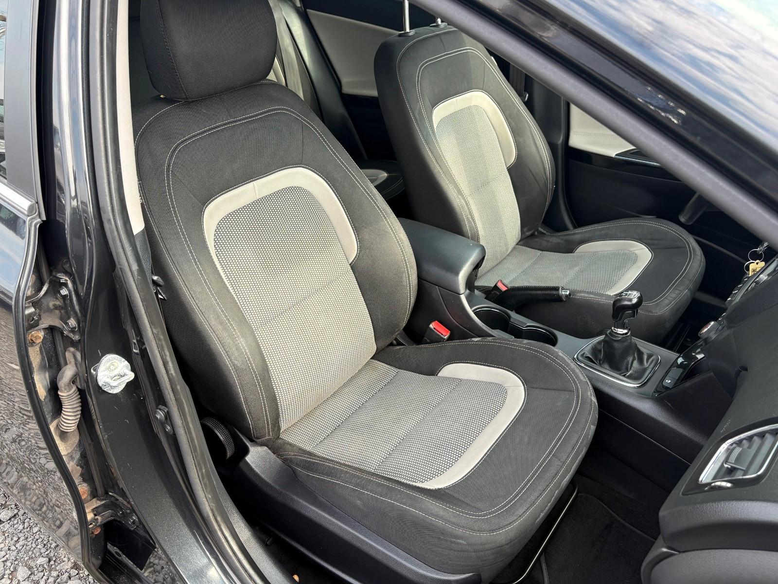 Kia cee'd Sportswagon 1.6 CRDi Navi AHK Kamera 2.HD