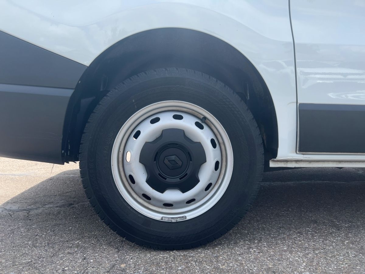 Fahrzeugabbildung Renault Trafic Lkw L1H1 2,8t dCi 130 Kamera GJR EasyLink