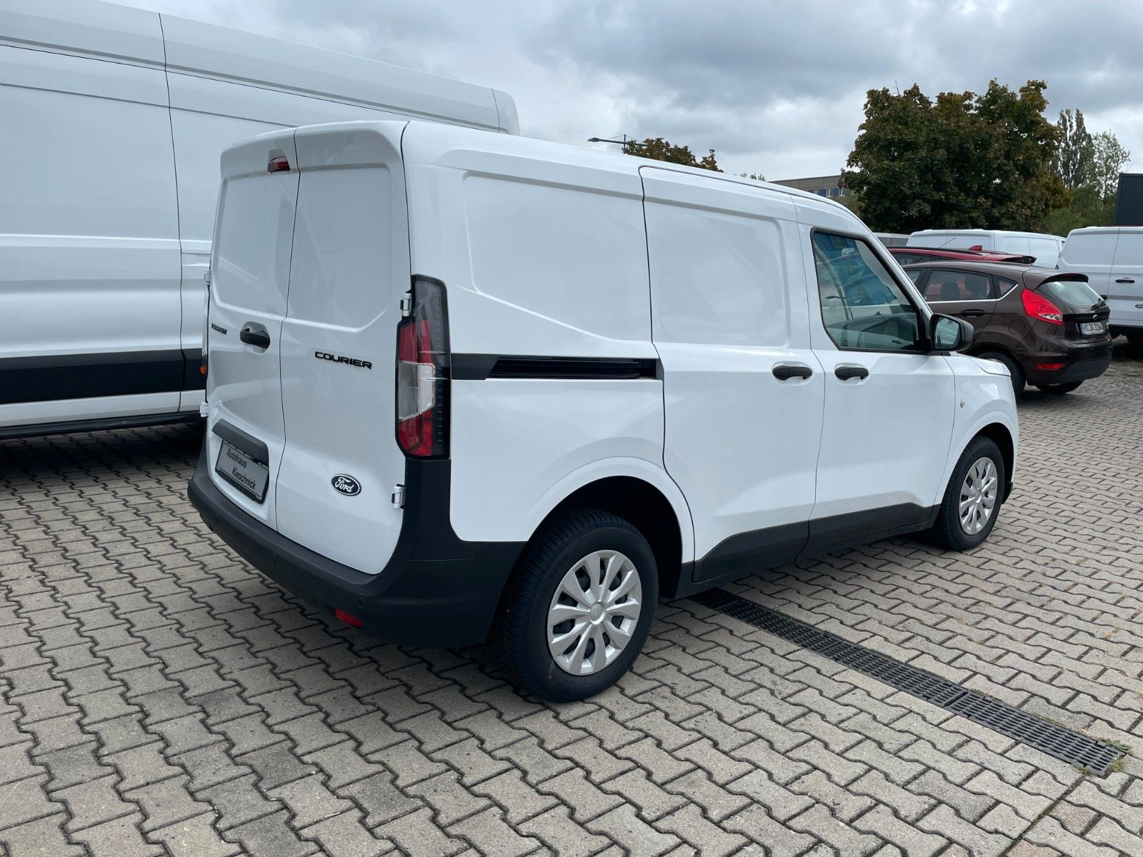Fahrzeugabbildung Ford Transit Courier Trend Tageszulassung