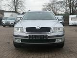 Skoda Octavia Combi Elegance 2.0 TDI/TEMPO/SITZH/KLIMA - Skoda Octavia: Combi Elegance TDI