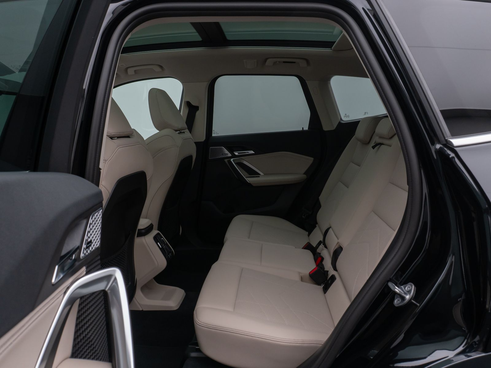 Fahrzeugabbildung BMW X1 sD18i xLine Panorama 360°HUD DAB H/K Sport