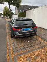 BMW 320d xDrive Touring *Aut.**Laser*Navi.*DAB*Pano* - BMW 320 in Leipzig