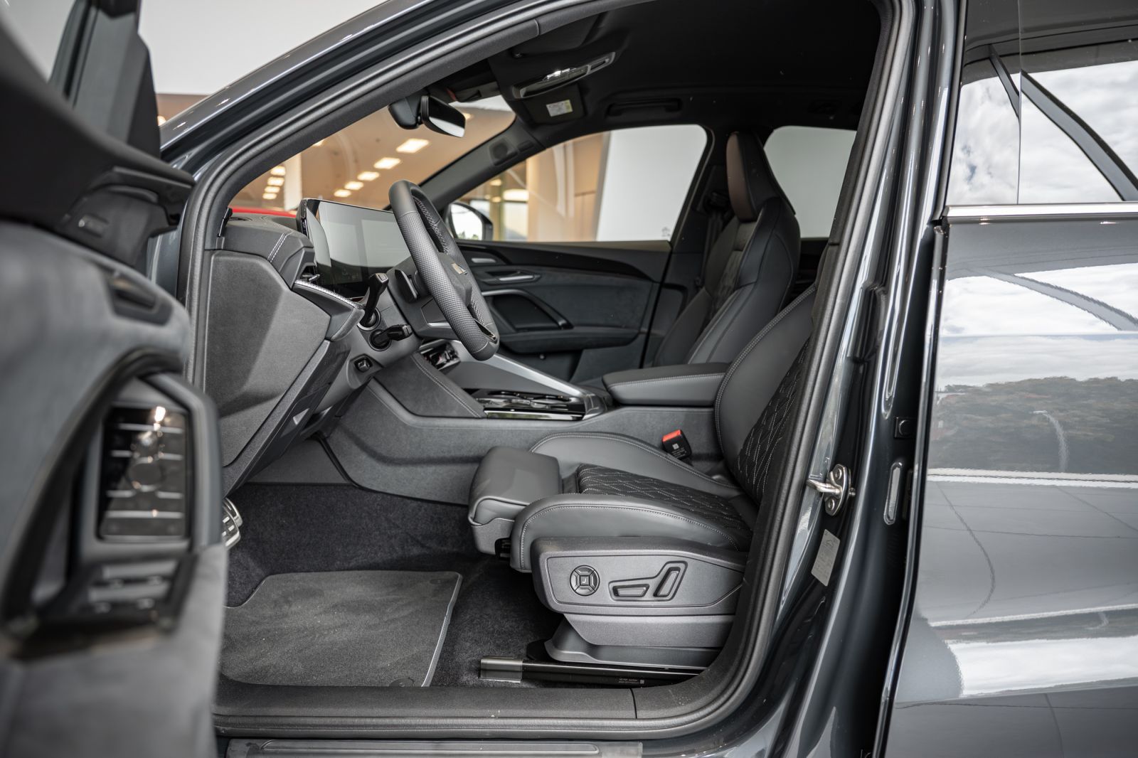 Audi SQ5 - Bild 11