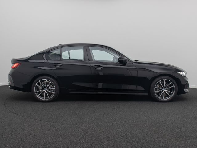 BMW 330, 2022 — 5