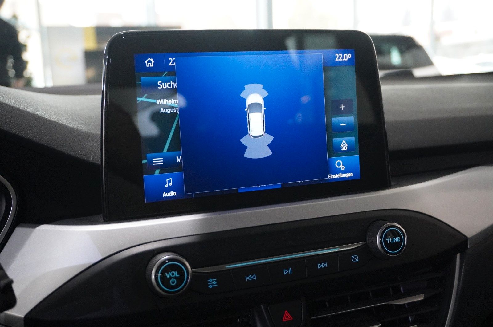 Fahrzeugabbildung Ford Focus Lim. 1.0 COOL & CONN. NAVI/LED/SPORT/SHZ