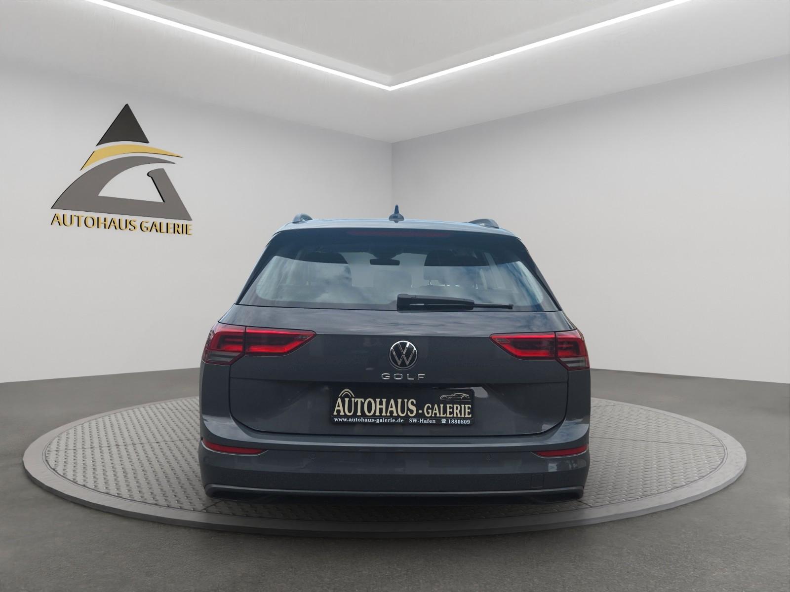 Volkswagen Golf VIII Var Life*VIRTUAL*KAMERA*LED*AHK*ACC, миниатюра 6