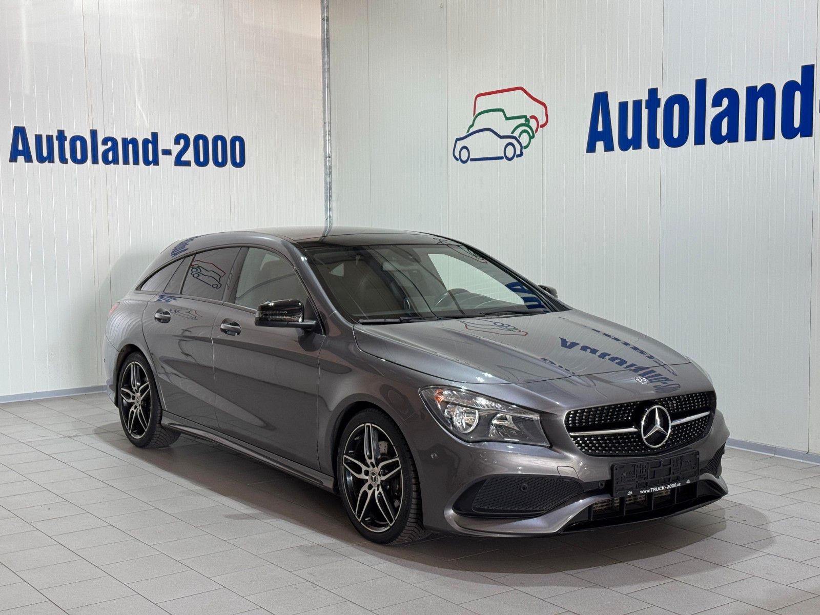 MERCEDES-BENZ CLA 220  4M ( Allrad)AMG Pano-Harman-Keyless-AHK