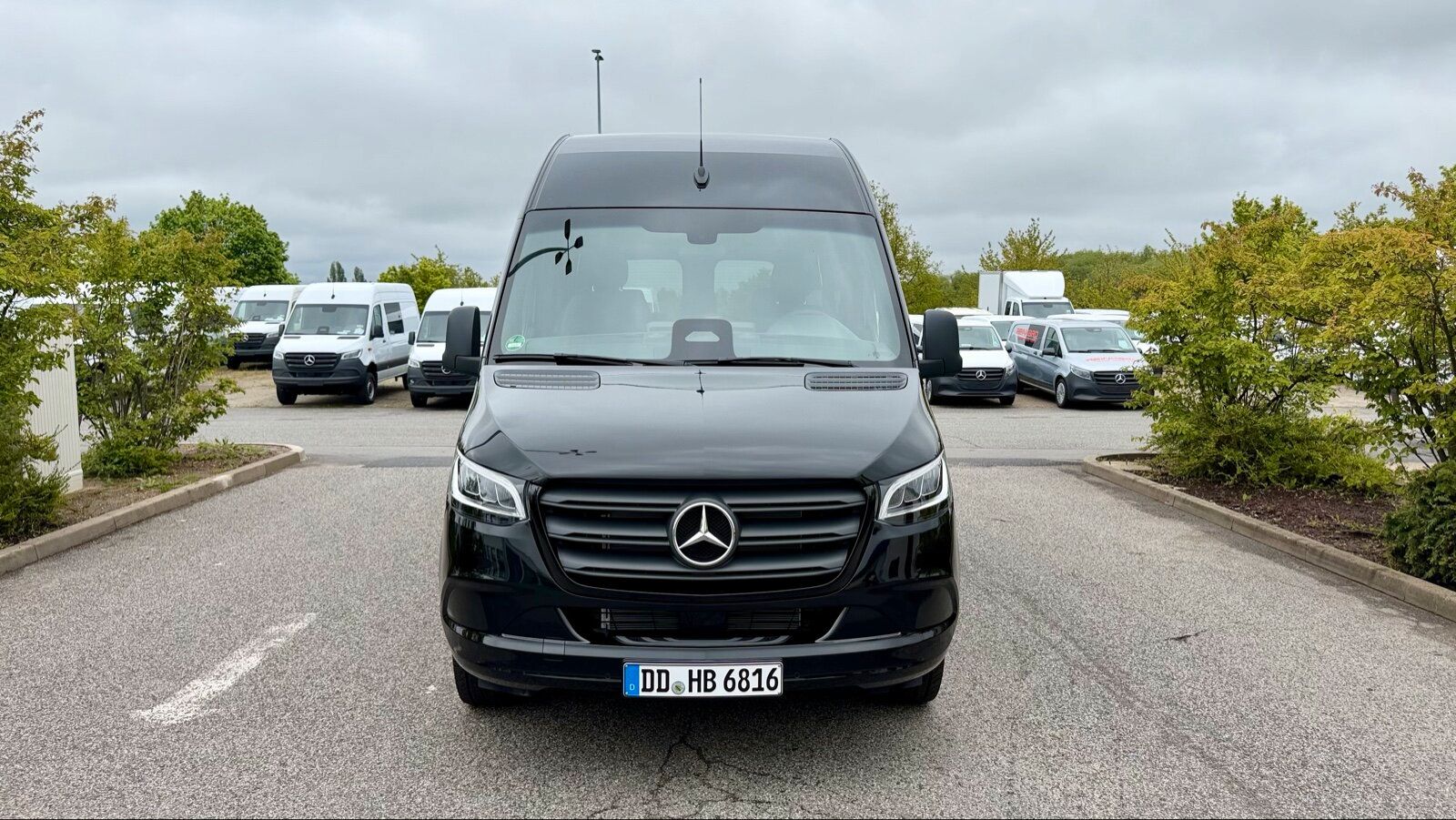 Mercedes-Benz Sprinter 319 CDI SELECT L2H2 9S+KLIMA+TRITT+LED imagem 2