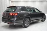 Volkswagen Passat 2.0 TSi DSG Elegance AHK/360Kamera/Virtua - Volkswagen Passat: 3.0
