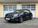 Mercedes-Benz GLA 220 d 4Matic STNDHZNG,NAVI,AHK, HimmelSchwar - gebrauchte Mercedes-Benz GLA 220 aus dem Jahr 2016
