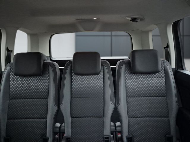 Touran 2.0 TDI Active *DSG*NAVI*DAB+*SHZ*PDC*ACC