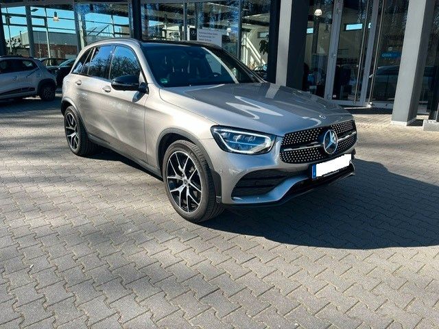 Mercedes-Benz GLC 220 d 4M AMG AHK NightPaket ACC Spur Totwink