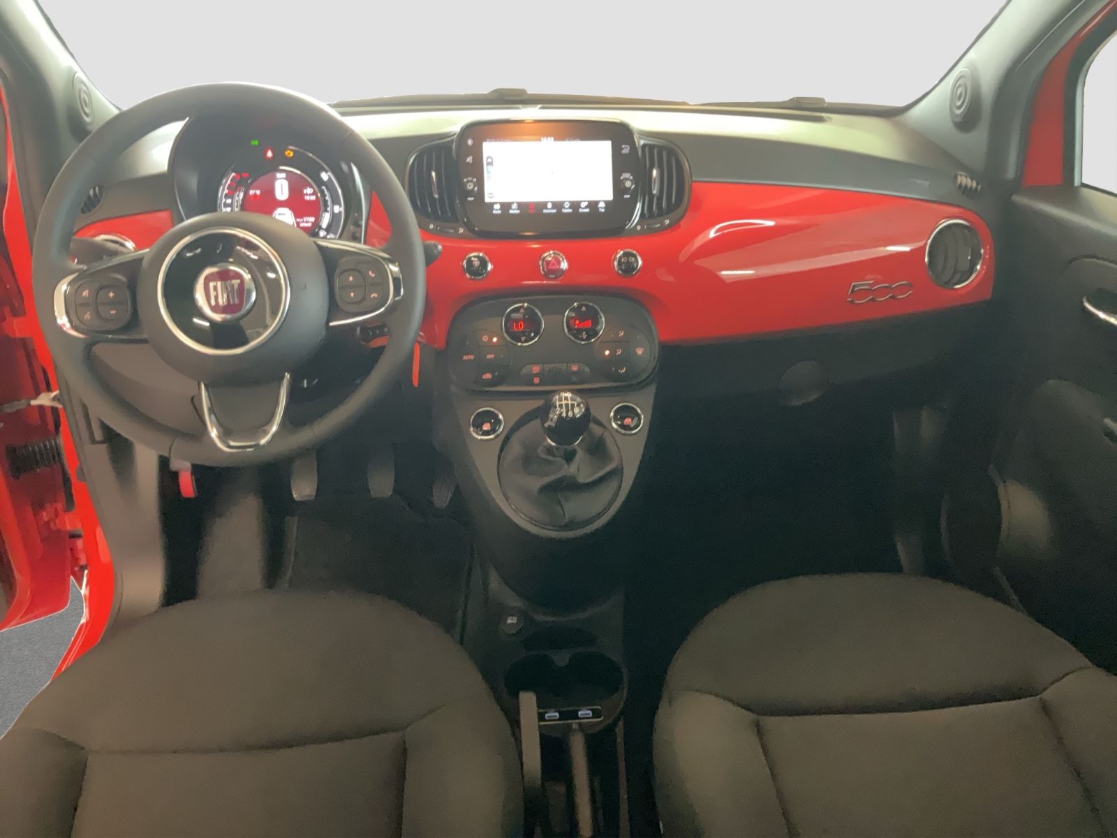 Fahrzeugabbildung Fiat 500 1.0 GSE Hybrid + Ganzjahresreifen