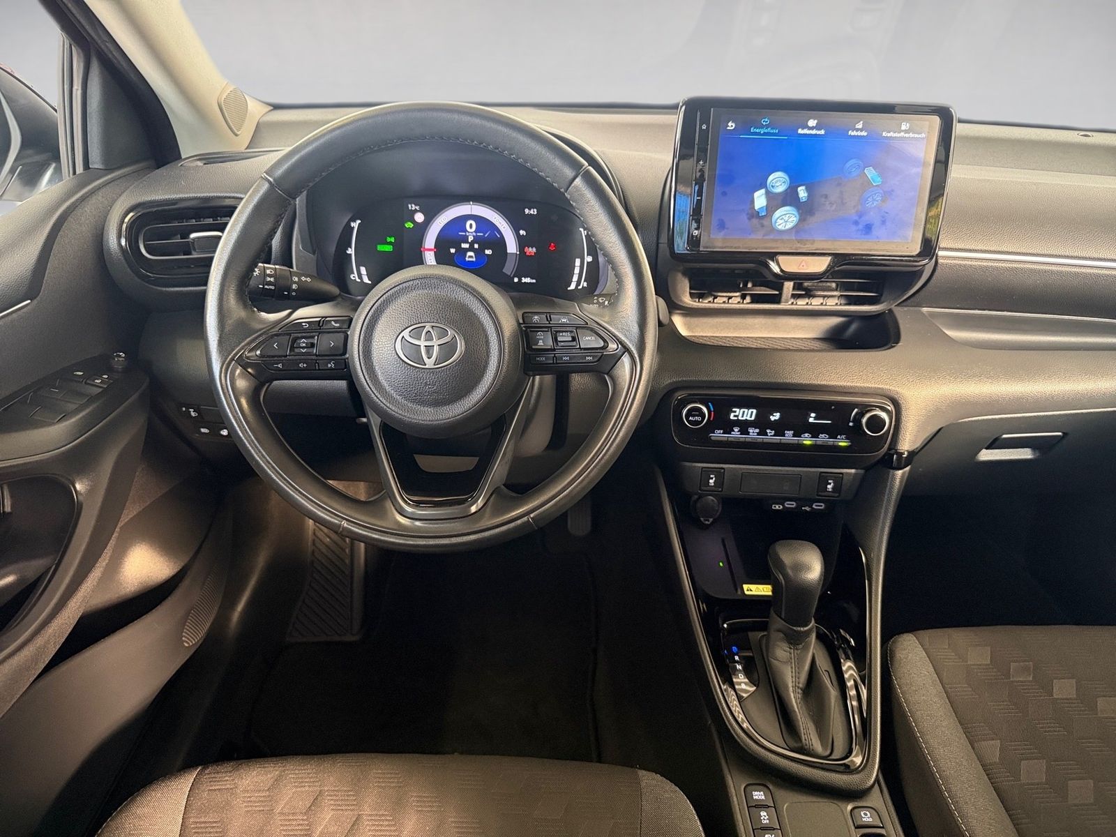 Fahrzeugabbildung Toyota Yaris & 1.5 Black & White Black&White Kam,Sitzhz
