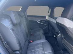 Foto Nummer 10: PEUGEOT 5008