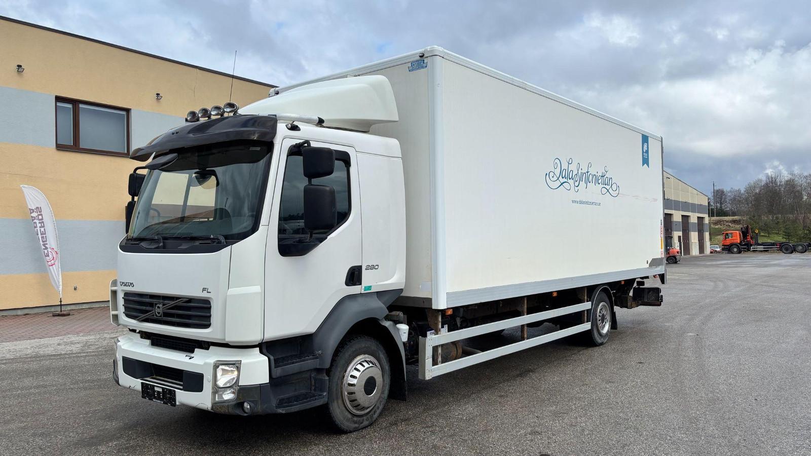 Volvo FL280 4x2 EURO4 + MANUAL + LOW MILEAGE