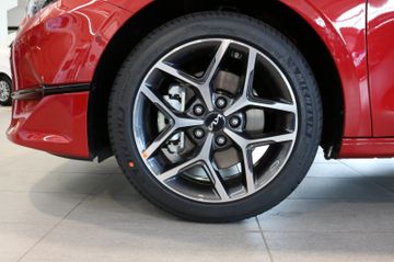 Fahrzeugabbildung Kia Ceed Sportswagon 1,5 T-GDI DCT Spirit  DSG