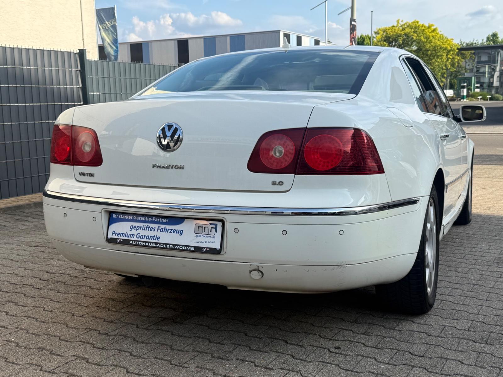 Volkswagen Phaeton V6TDI 4M*2HD*KAM*AUTO*SCHIEB*MASSA+5SITZ
