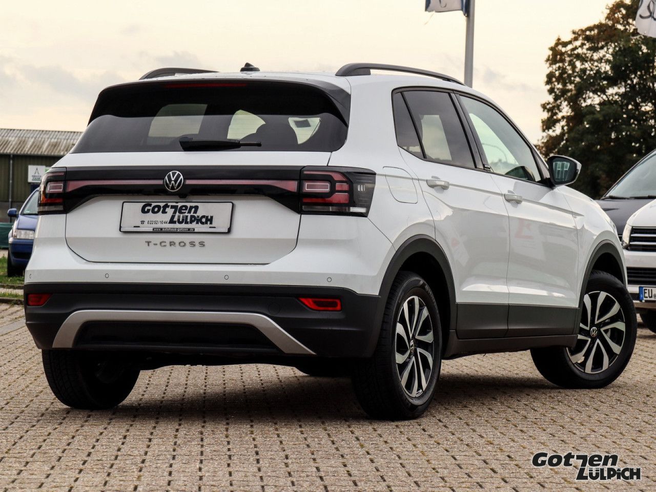 Fahrzeugabbildung Volkswagen T-Cross Active 1,0TSI Rückfahrkamera Navi Klima