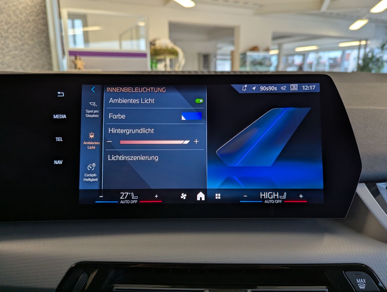 BMW 218 Active Tourer d Panoramadach Kamera AHK - Image 26