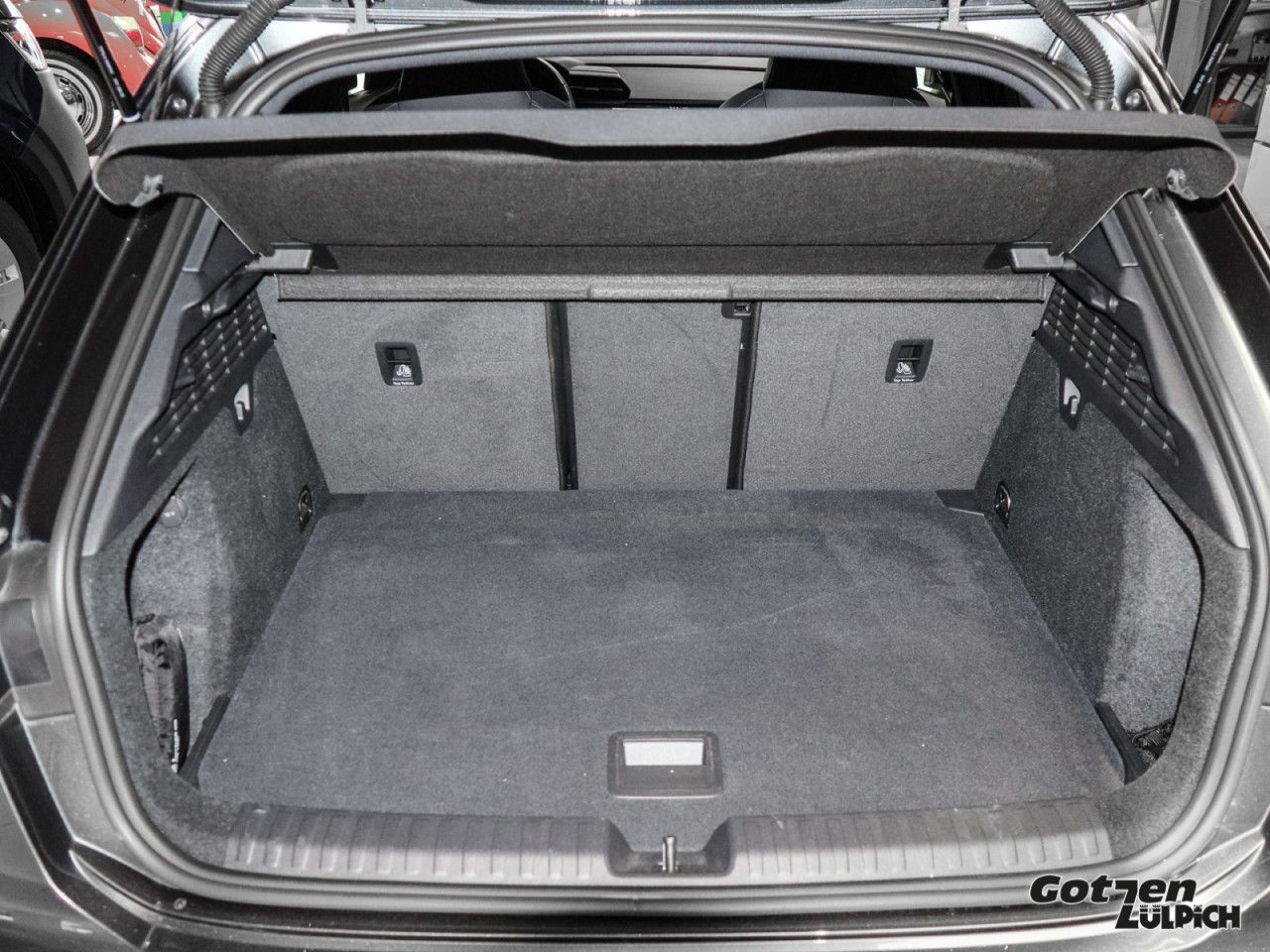 Fahrzeugabbildung Audi RS3 Sportback 2.5 TFSI Matrix LED Bluetooth Navi