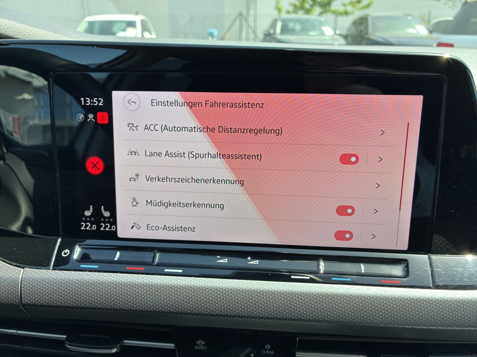 Fahrzeugabbildung Volkswagen Golf VIII TDI Active DSG LED Navi ACC AID SHZ