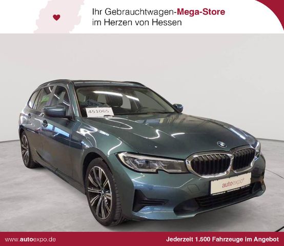 BMW 320d Touring Aut. Advantage Laser Navi