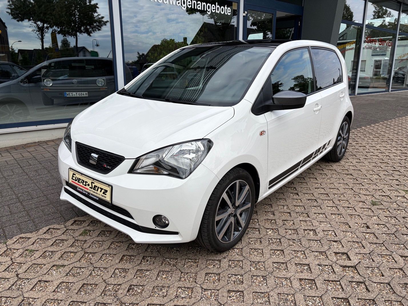 SEAT Mii