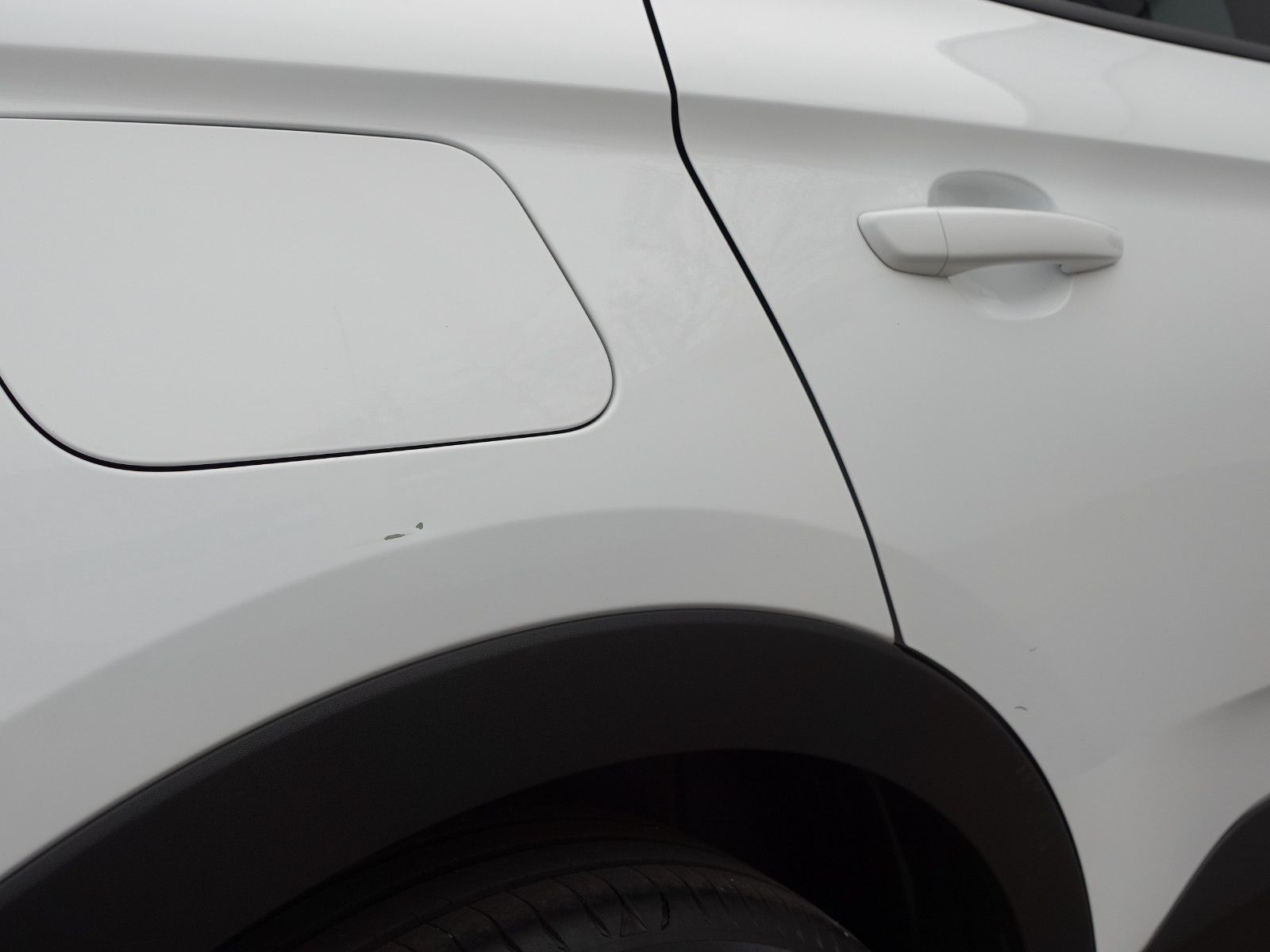 Fahrzeugabbildung Opel Grandland X 1.2 Elegance Kamera,LED,Navi,PDC,SHZ