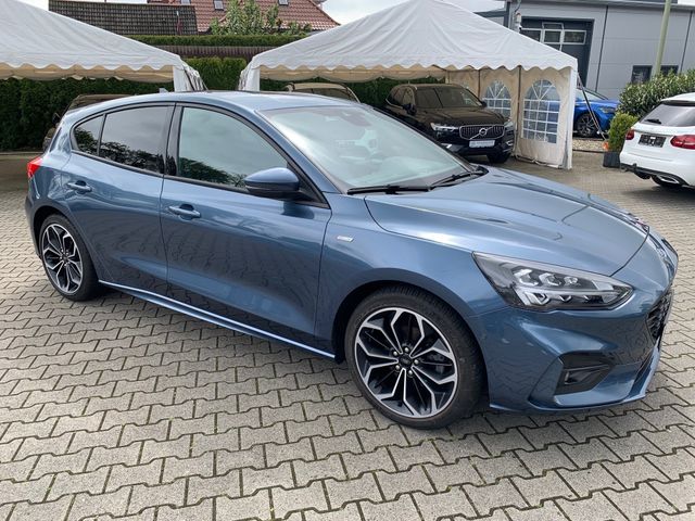 Fahrzeugabbildung Ford Focus ST-Line+LED+Navi+Kamera+Bang & Olufsen