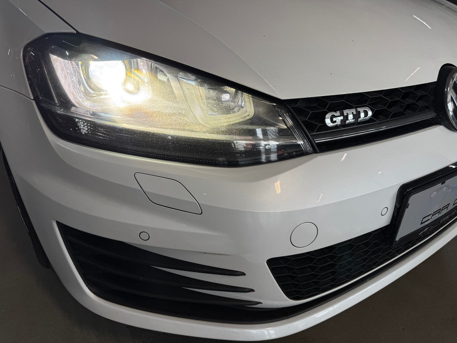 Fahrzeugabbildung Volkswagen Golf VII GTD DCC LED 1.HAND VW SCHECKHEFT EURO 6