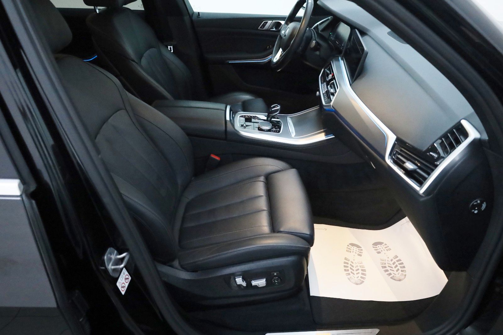 Fahrzeugabbildung BMW X5 xDrive 45e ,Leder,Navi,LED,SH,Carplay,Kamera