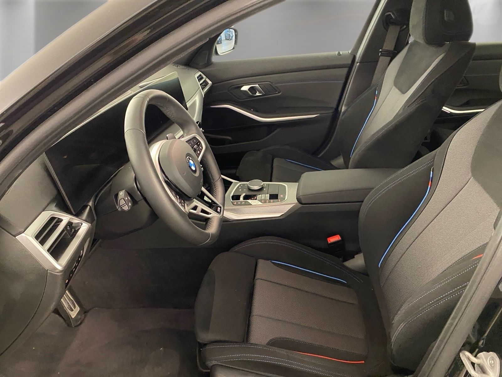 BMW 320 - Bild 9