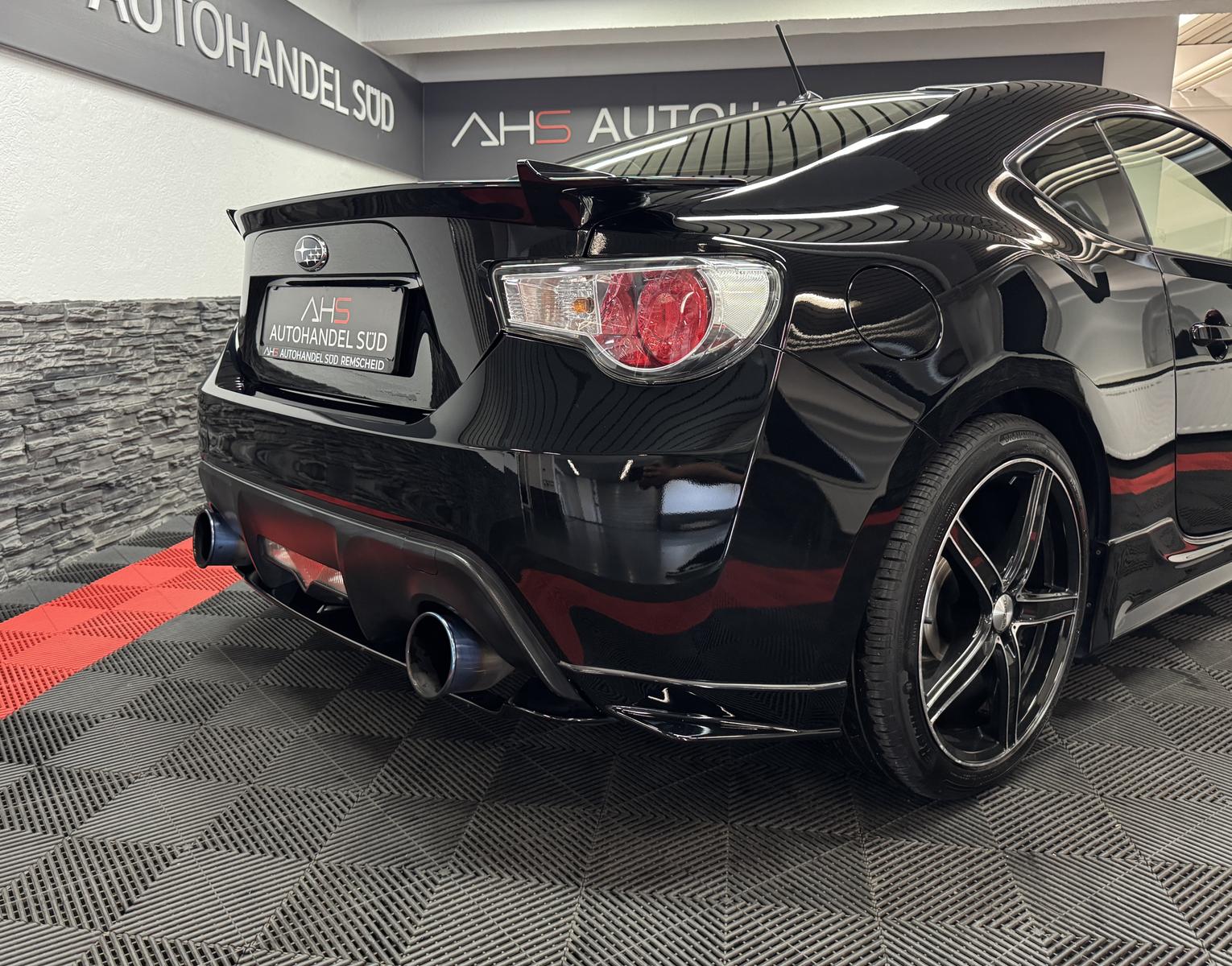 Subaru BRZ Sport 2.0 200 ch BVM / 76 000 km / Échappement sport / Suspensions Eibach / Jantes 18"