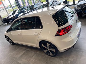Volkswagen Golf VII Lim. GTI Performance BMT *ACC*BI-XENON*