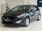 Hyundai i30 cw Style Automatik AHK Hyundai Scheckheft - Hyundai i30 aus 2012 mit Diesel-Antrieb: Kombi